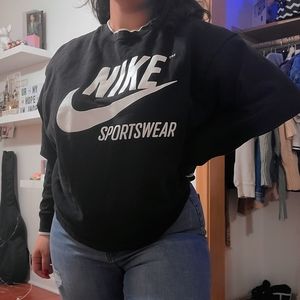 Black Nike Crewneck